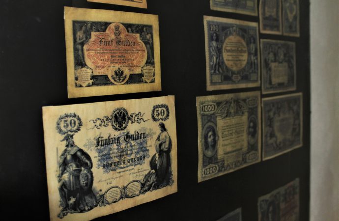Kysucké múzeum vystavuje najcennejšie numizmatické exponáty zo svojich zbierok