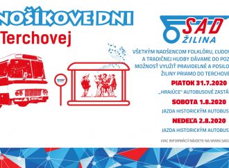 Hrajúce autobusové zastávky a jazda historickým autobusom počas Jánošíkových dní