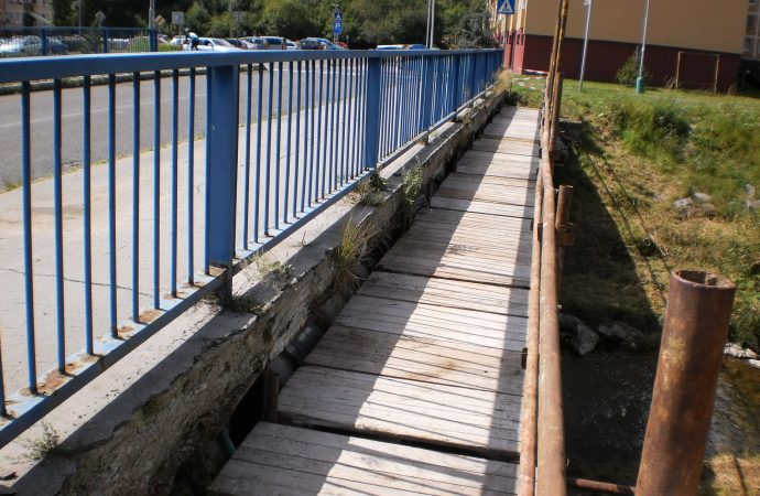 Mesto Liptovský Mikuláš realizuje zásadnú opravu mosta na ul. Kemi na Podbrezinách