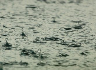 Obec Zborov nad Bystricou upozorňuje obyvateľov na zákaz odvádzania dažďovej vody na miestne komunikácie