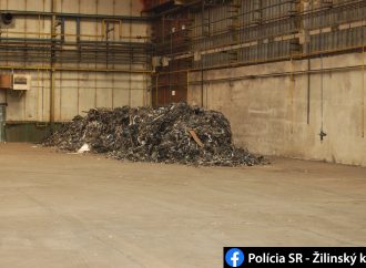 Martinskí policajti odhalili skládku nelegálneho odpadu v Martine