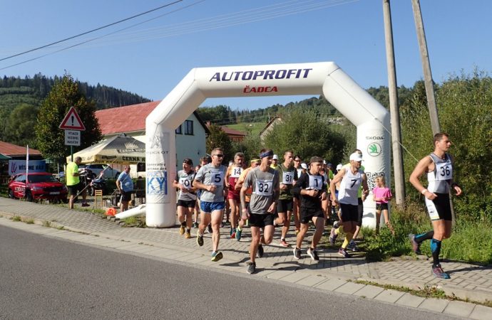 V obci Zákopčie sa konali amatérske bežecké preteky Zakopecká cezpoľná 20-tka 2020