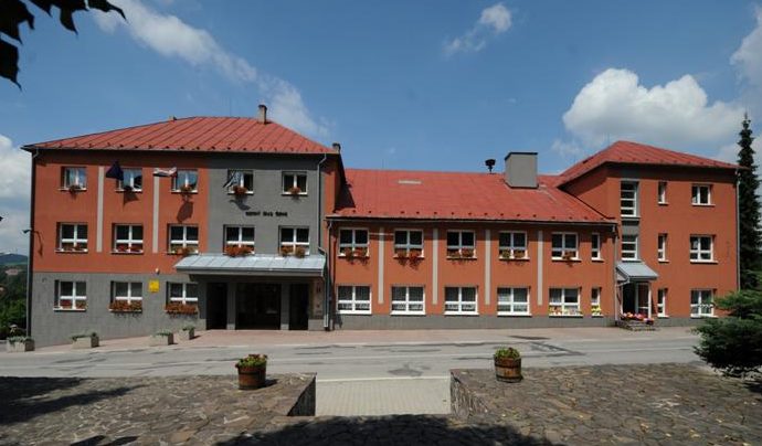 Obecný úrad v obci Čierne bude  zatvorený