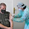 Ústredná vojenská nemocnica v Ružomberku začala s očkovaním svojich zamestnancov