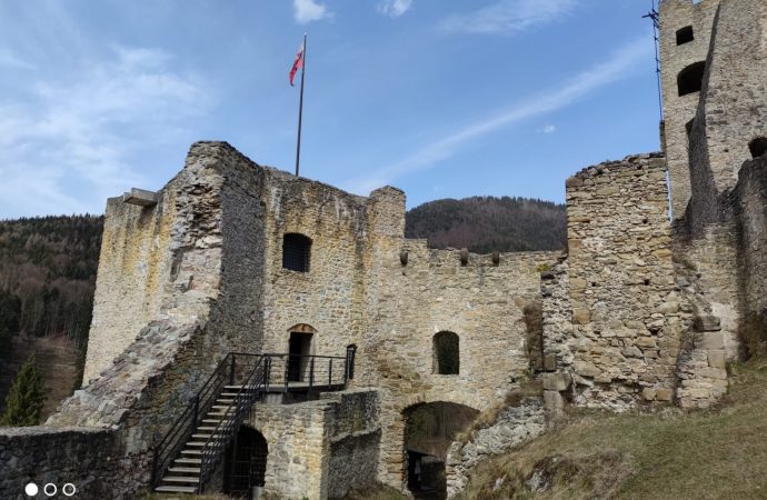 Práce za účelom obnovy Likavského hradu budú v nasledujúcom období pokračovať
