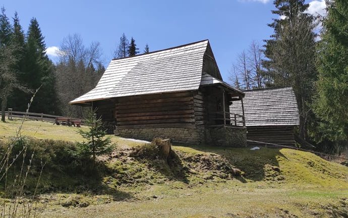 Múzeum kysuckej dediny vo  Vychylovke a Vlastivedné múzeum otvorili svoje brány