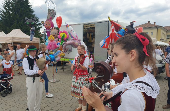 Deň tradičnej kultúry v Novoti vyšiel na jednotku