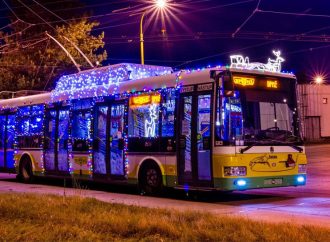 Vianočný trolejbus sa prvýkrát objaví aj v prímestských častiach Žiliny